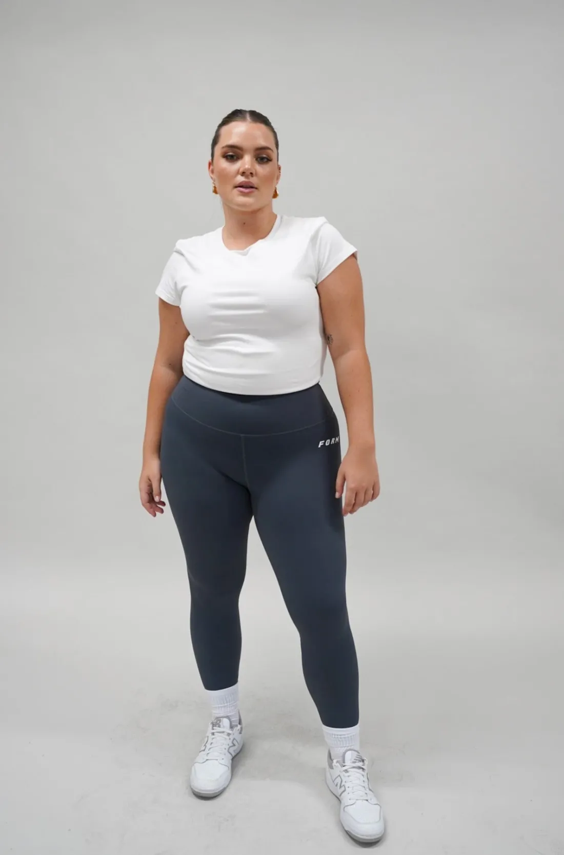 Fayt Activewear | Activewear | FORM BASE TIGHT 7/8 GREY