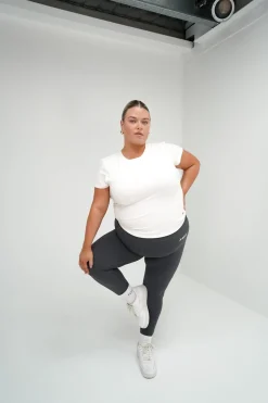 Fayt Activewear | Activewear | FORM BASE TIGHT 7/8 GREY