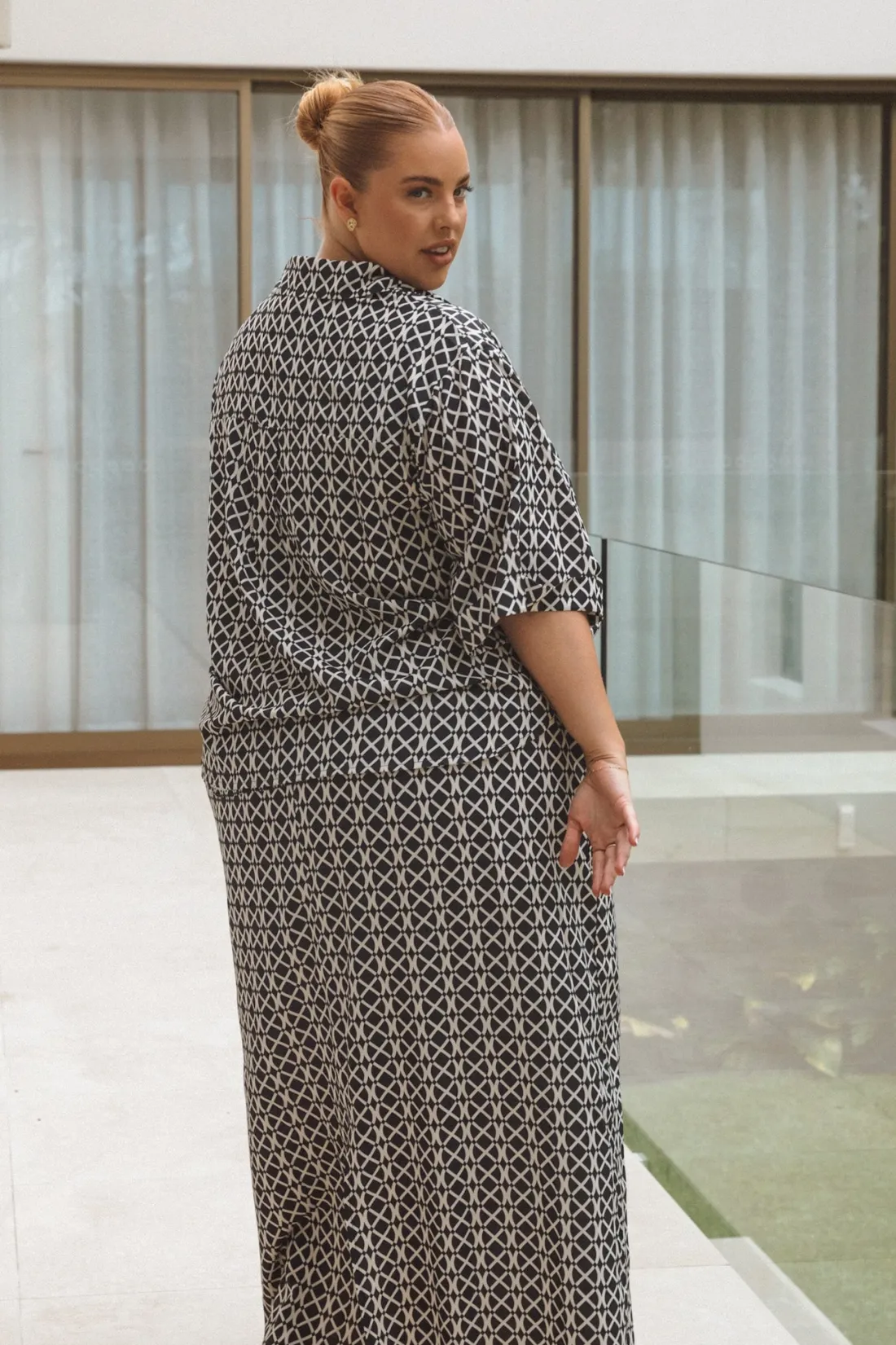 Fayt Tops | INDA SHIRT GEO