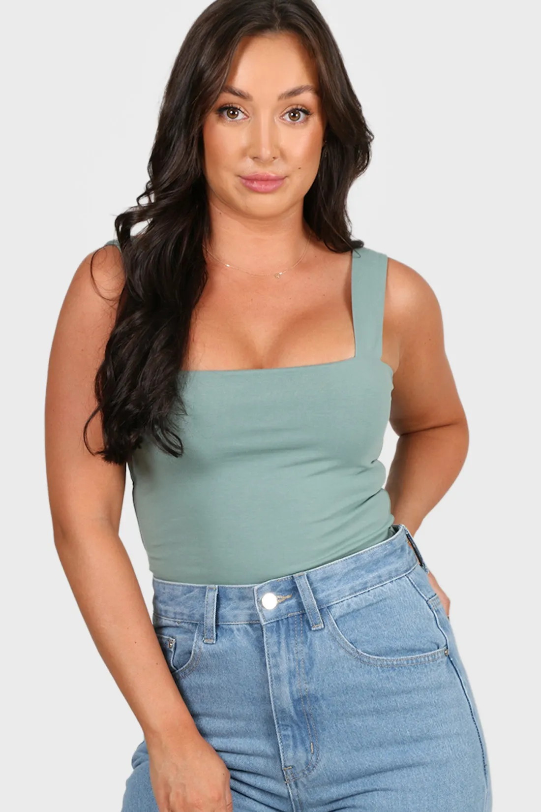 Fayt Tops | QUINN FULL LENGTH TOP SOFT GREEN